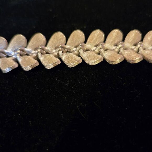 Vintage Crown Trifari Silver Bracelet Leaf Shape - Picture 7 of 9
